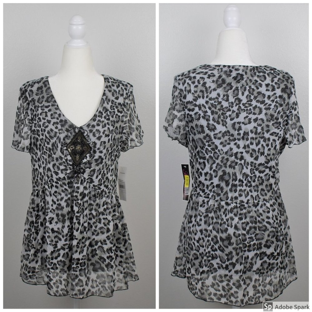 Resume Animal Print Top Short Sleeve Juniors L New